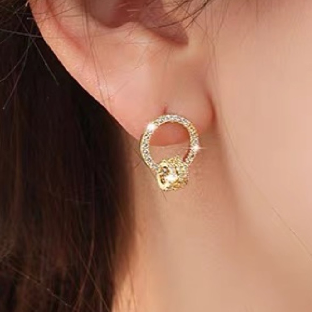 💎 BOGO❗️PRICE🔻 Dangling Rings on a circle Zirconia Stud Earrings loop - Picture 3 of 7